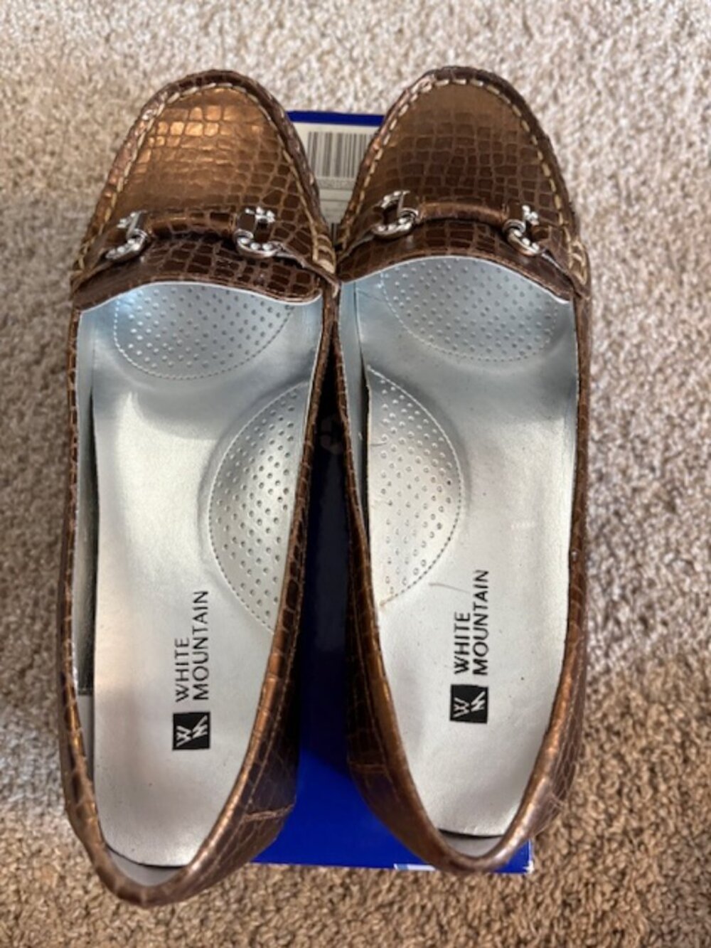 NEW White Mountain Women’s Bronze  Pattern Low Heel Shoe Size 8-1/2